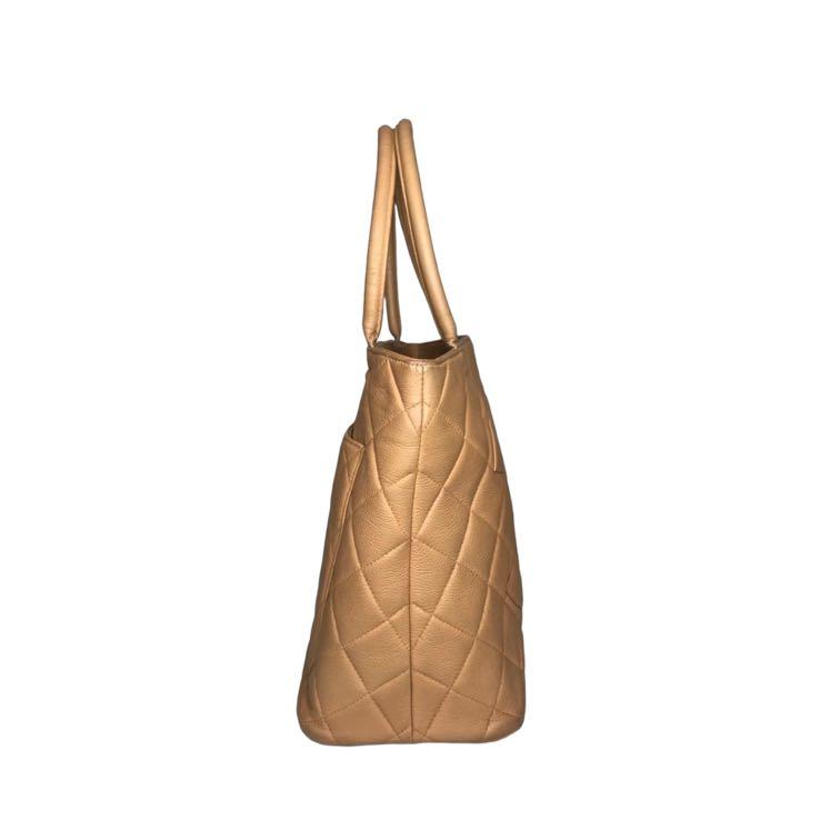 Chanel Medallion Tote Nude Barang Mewah Tas Dompet Di Carousell