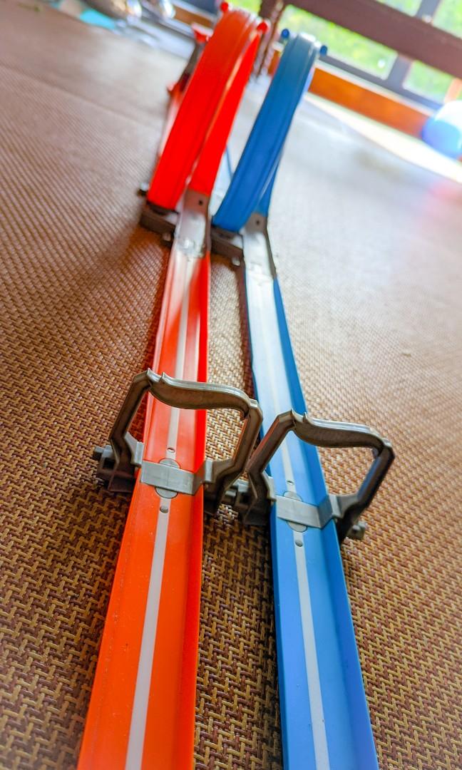 Hot Wheels Double Loop Dual Dash Track Set Hobbies Toys Toys Games On Carousell