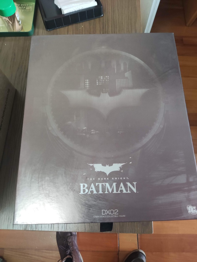 HOT TOYS BATMAN DARK KNIGHT DX02 1 6 SCALE FIGURE MOVIE MASTERPIECE 興趣及遊戲 玩具 遊戲類 Carousell