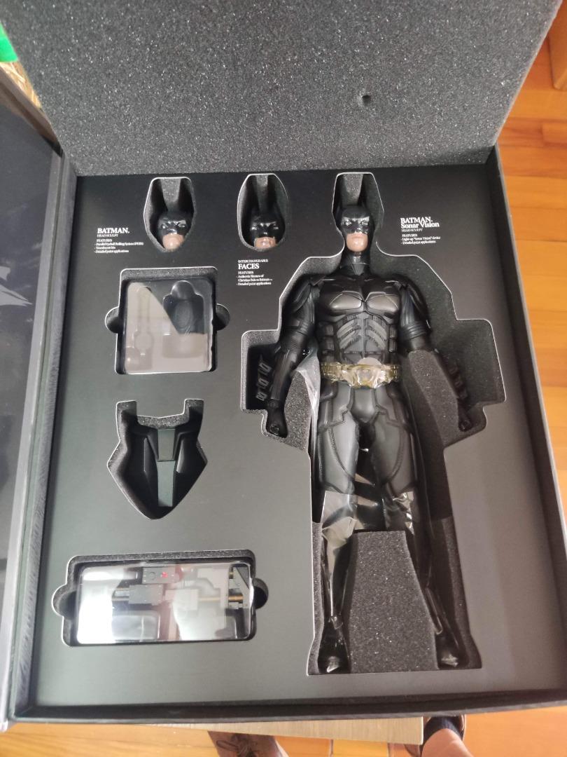 HOT TOYS BATMAN DARK KNIGHT DX02 1 6 SCALE FIGURE MOVIE MASTERPIECE 興趣及遊戲 玩具 遊戲類 Carousell