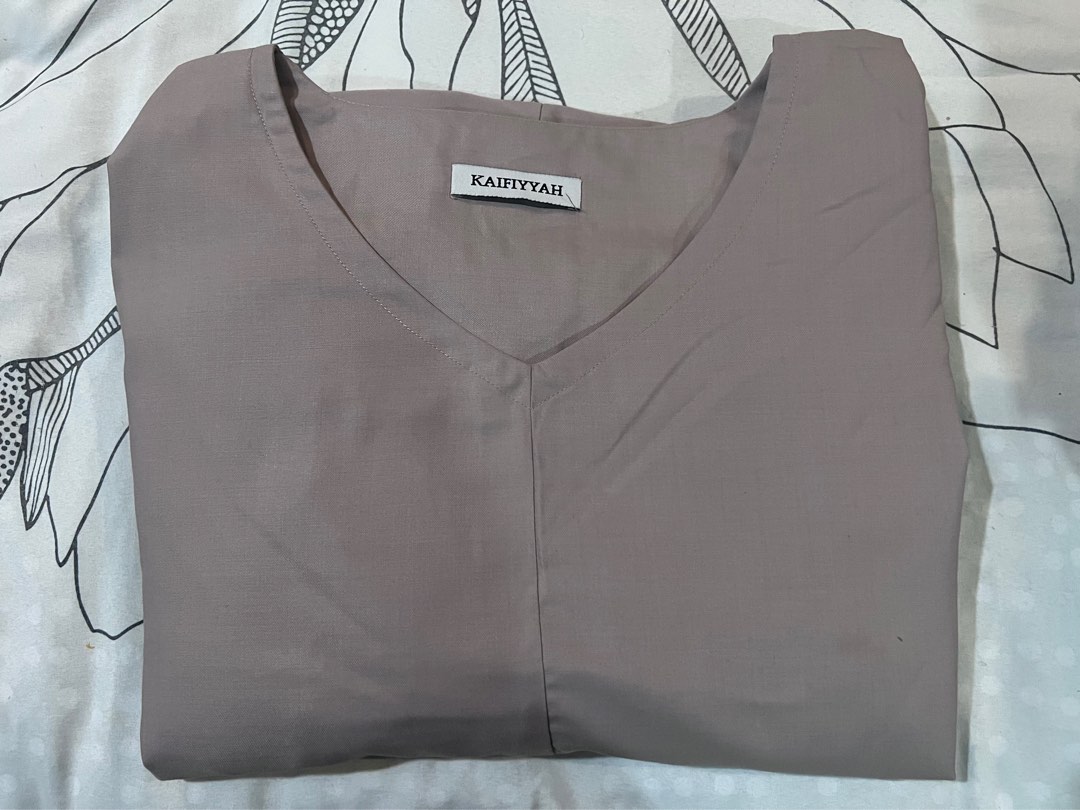 Kaifiyyah Semprit In Nude Women S Fashion Tops Blouses On Carousell