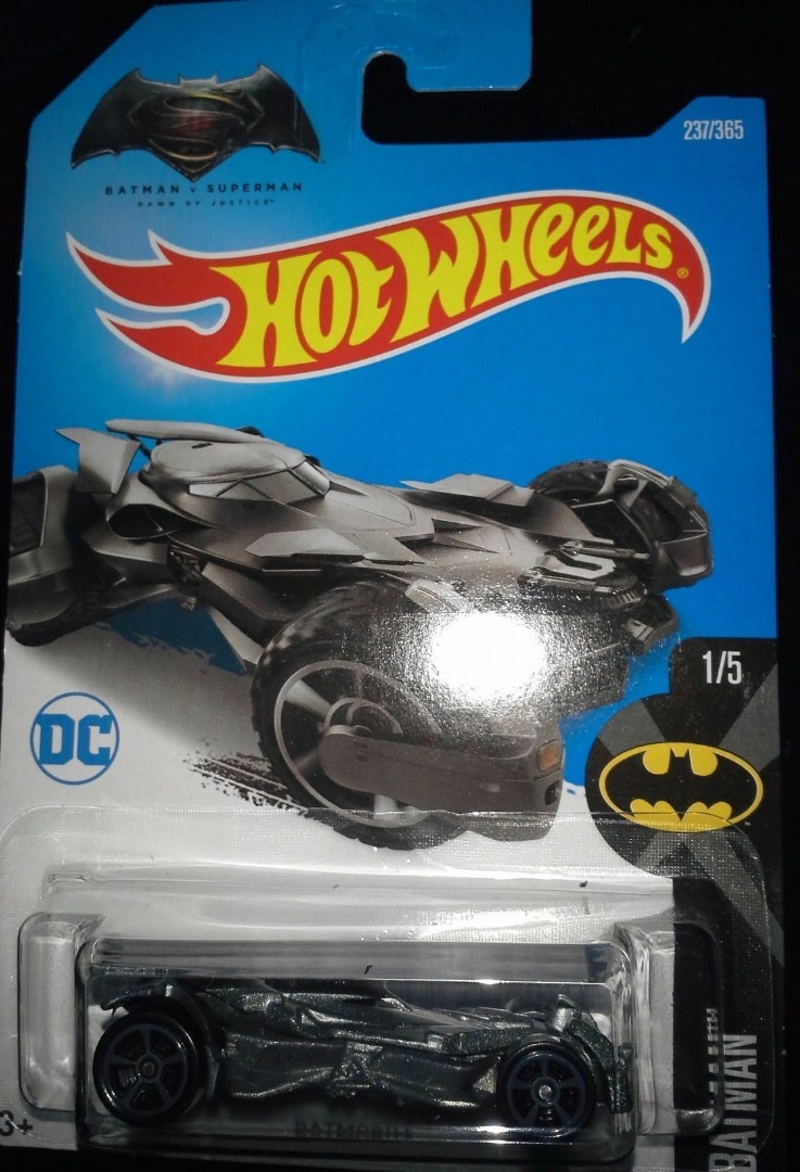 HOT WHEELS 1 5 DC COMIC BATMAN VS SUPERMAN DAWN OF JUSTICE BATMOBILE BATMOBIL Hobbies Toys