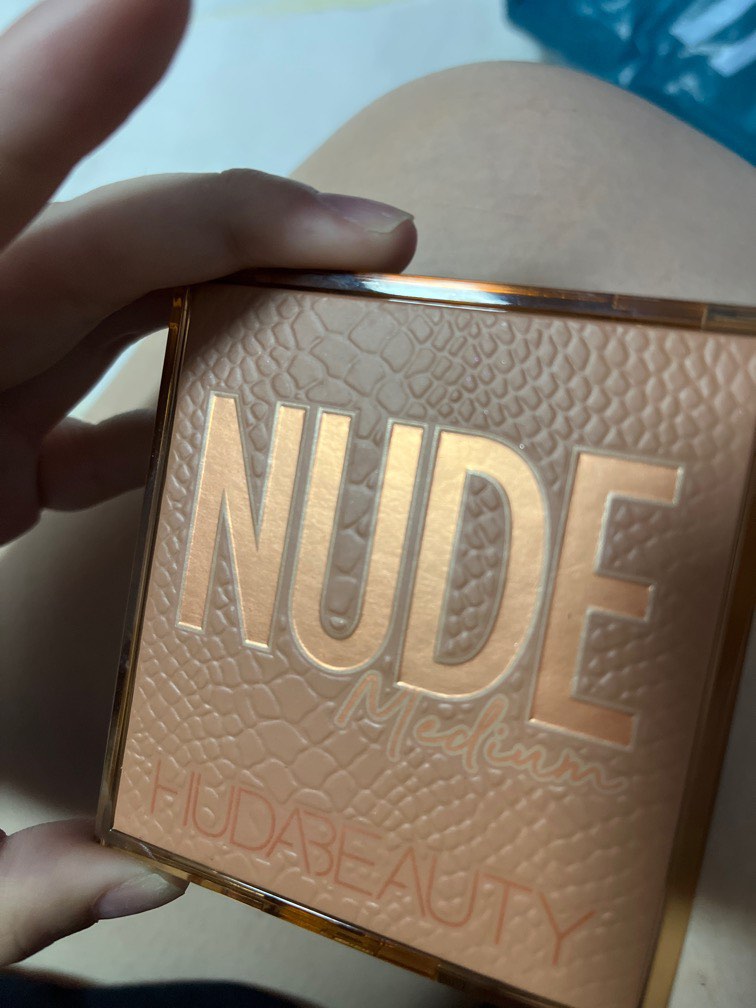 Huda Beauty Nude Medium Palette Beauty Personal Care Face Makeup