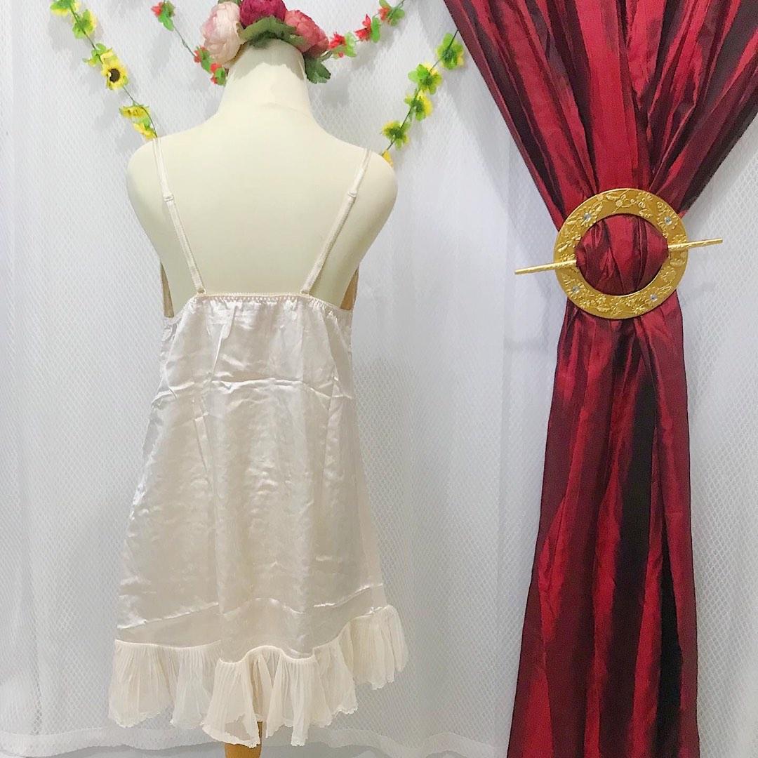 White Eblin Lingerie Royal Vibes Slipdress Fesyen Wanita Pakaian