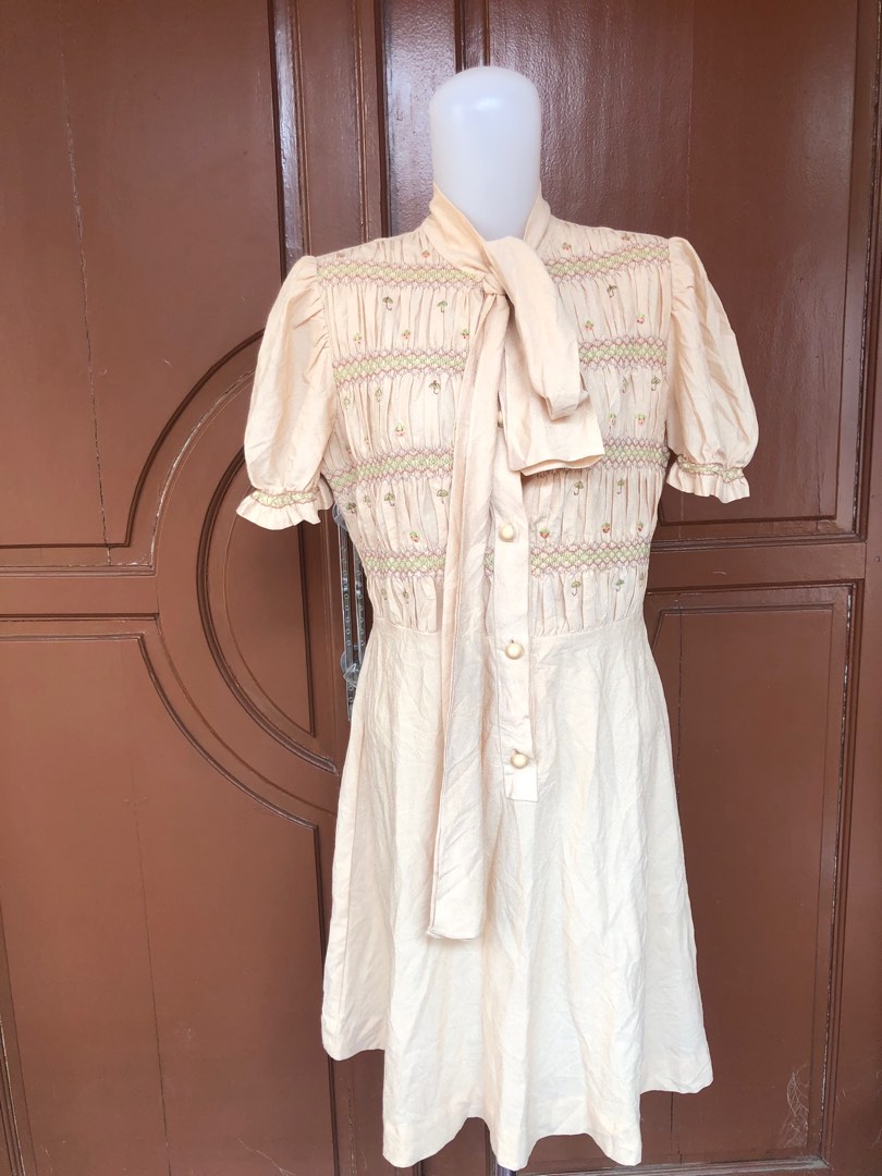 Coklat Nude Dress Fesyen Wanita Pakaian Wanita Gaun Rok Di Carousell