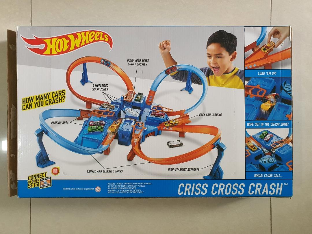 Hot Wheels Criss Cross Crash Track Set Hobbies Toys Toys Games On Carousell