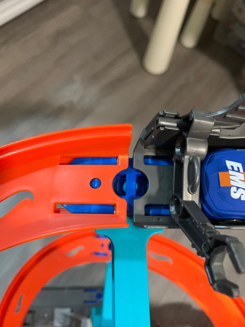 Hot Wheels Spiral Stack Up Starter Set Hobbies Toys Toys Games On Carousell