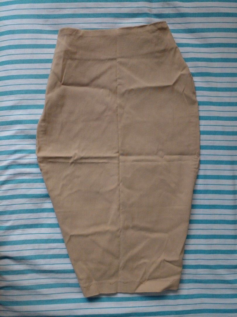 Nude Pencil Skirt Women S Fashion Bottoms Skirts On Carousell