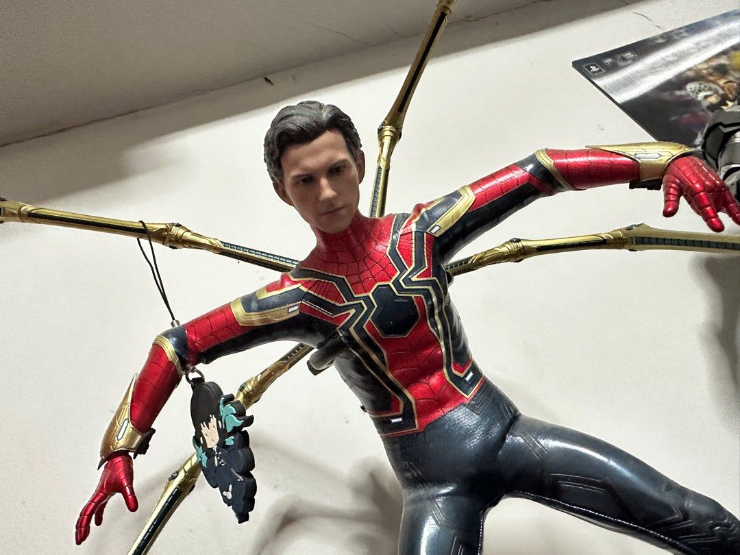 Hot Toys Spiderman Ironspider Infinity War Hobbies Toys Toys Games On Carousell