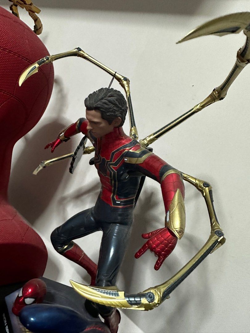 Hot Toys Spiderman Ironspider Infinity War Hobbies Toys Toys Games On Carousell