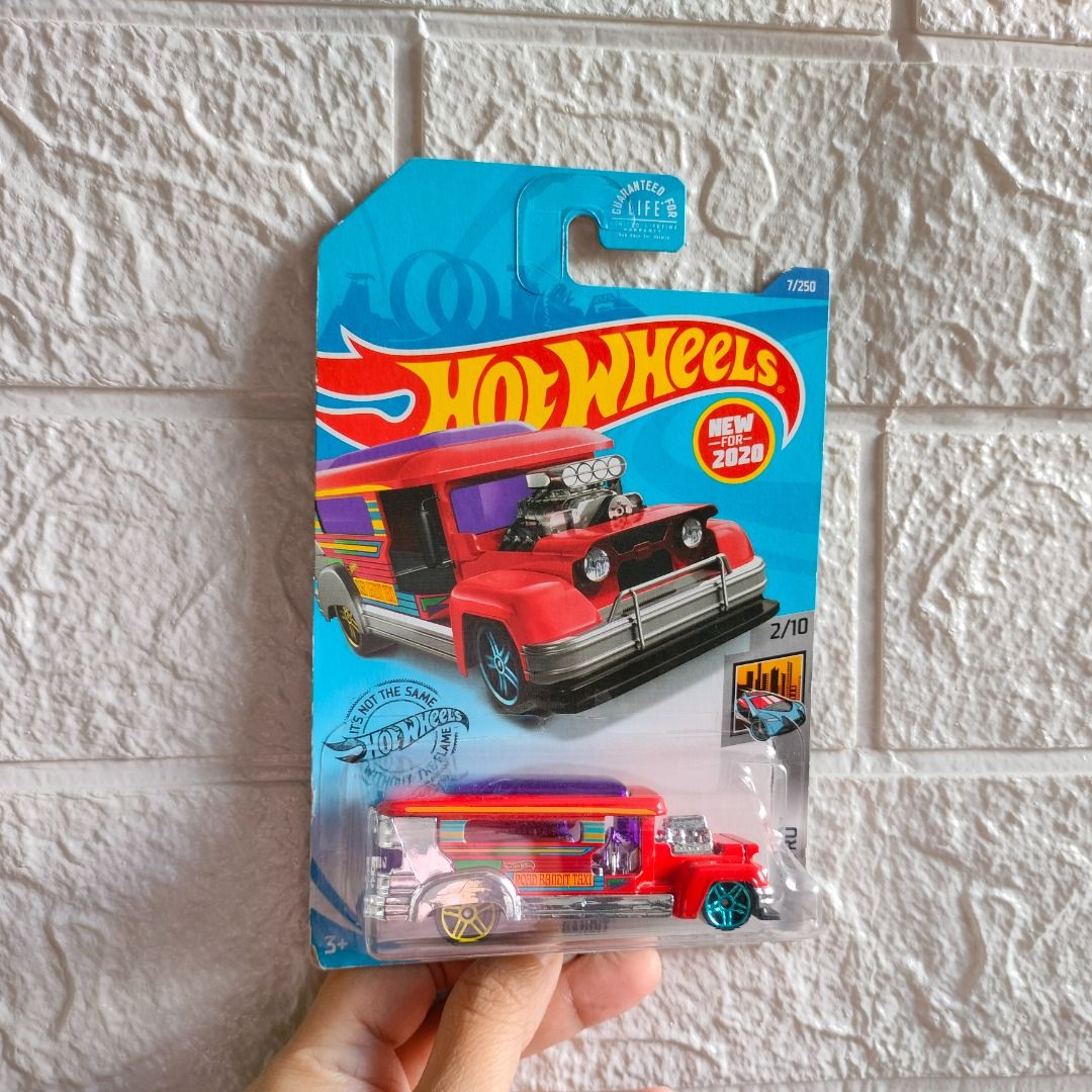Hot Wheels Road Bandit Taxi Red Jeepney Hobbies Toys Toys