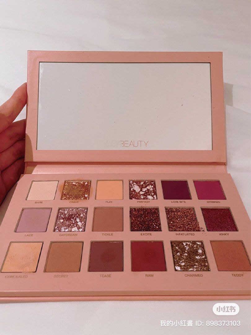 Huda Beauty Nude Eyeshadow Palette Beauty Personal Care Face