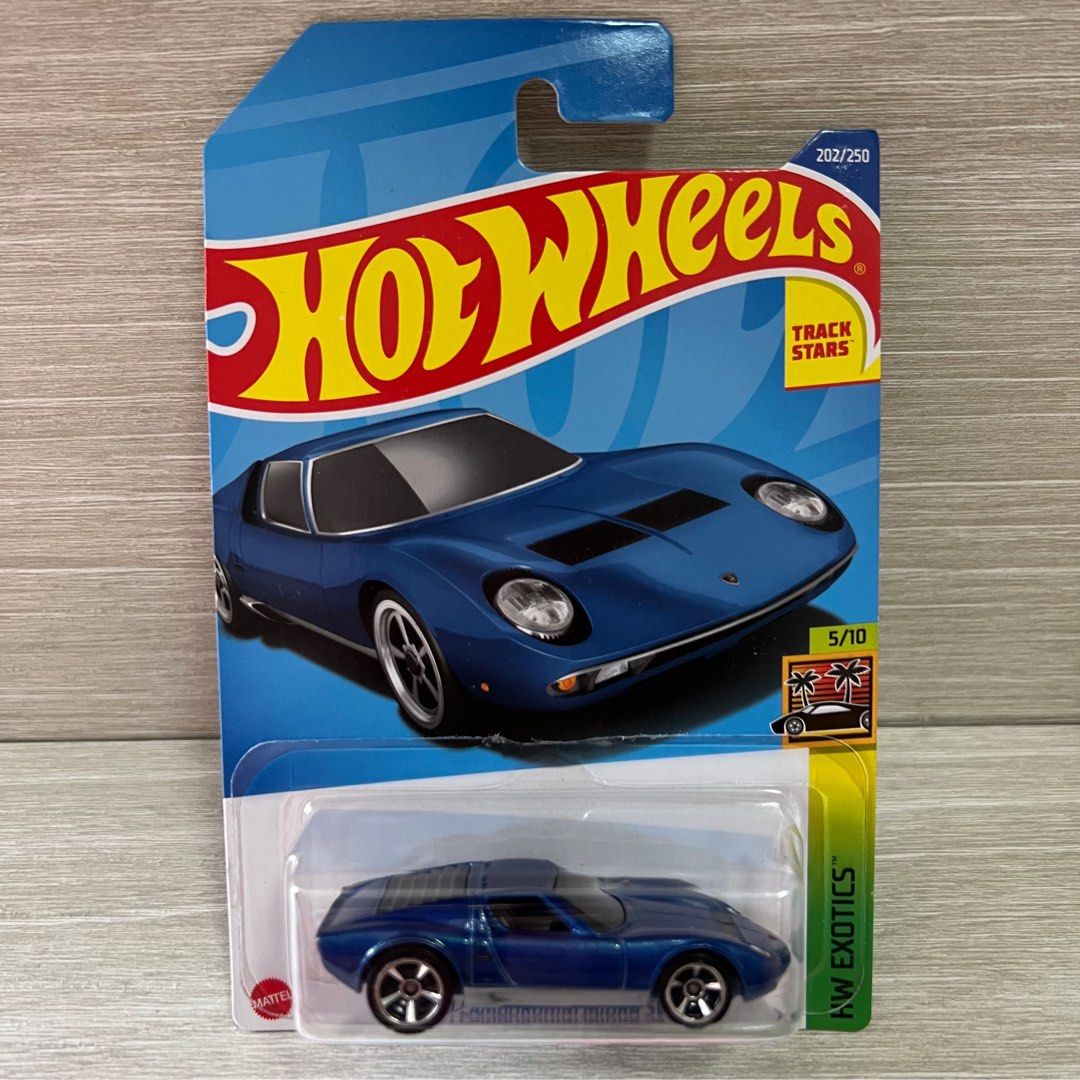 Hot Wheels Hotwheels HW EXOTICS 71 LAMBORGHINI MIURA SV blue 興趣及遊戲 玩具 遊戲類 Carousell