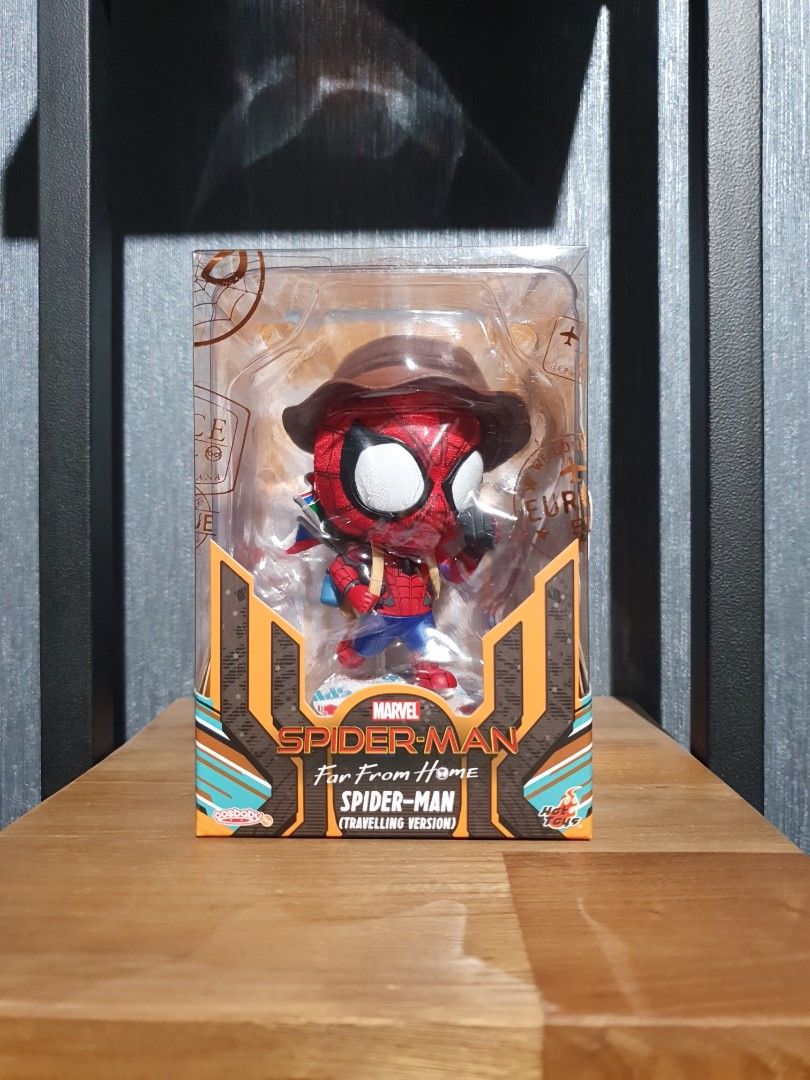Hot Toys Spiderman Far From Home Spiderman Travelling Version Cosbaby MISB Hobbies Toys