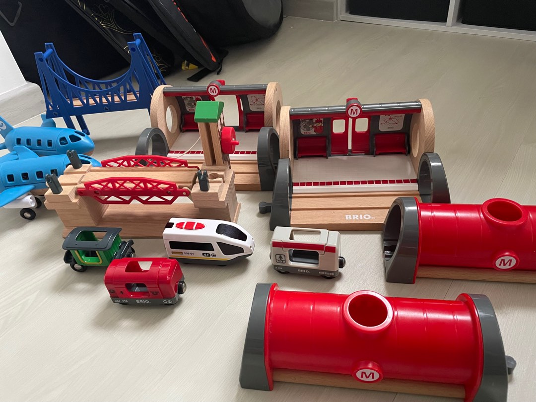 Brio Playsets Hobbies Toys Toys Games On Carousell