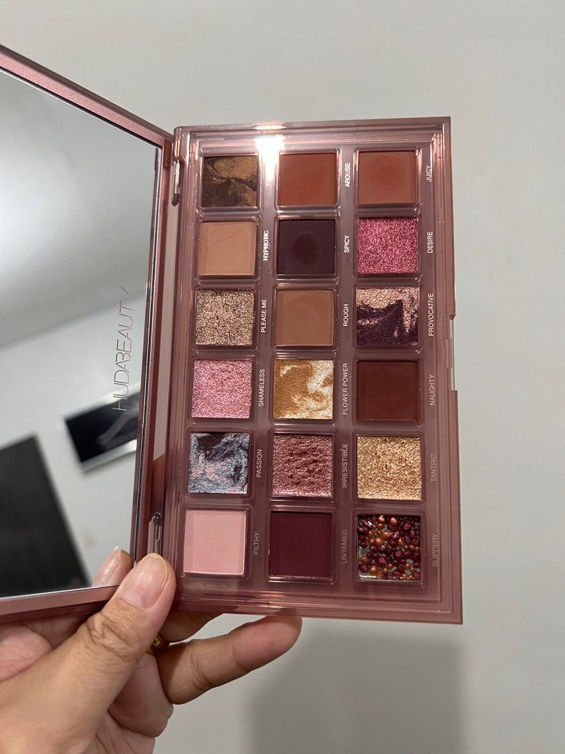 Huda Beauty Naughty Nude Eyeshadow Palette Original Beauty Personal