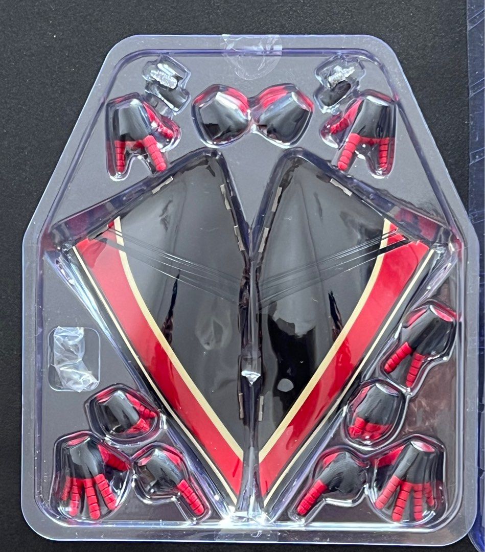 Hot Toys Spider Man Integrated Suit Incomplete Set Hobbies Toys Toys Games On Carousell