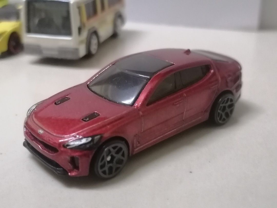 Hot Wheels Hw Turbo Kia Stinger Gt Metalflake Hichroma Red Loose Hobbies Toys