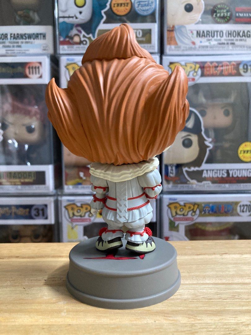 Hot Toys Cosbaby IT Pennywise With Broken Arm Bobble Head Figure With Box Hobbies Toys