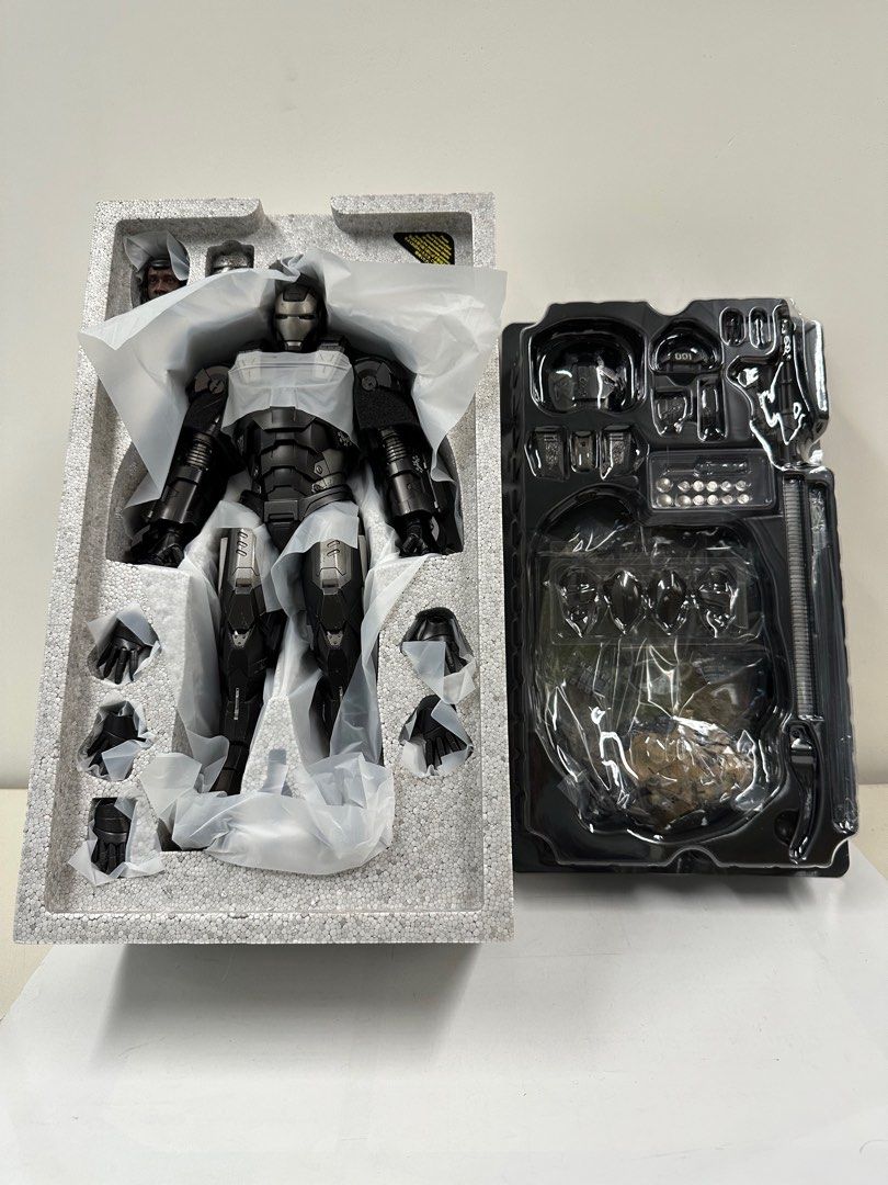 Hot Toys War Machine 1 6 scale Mark I MMS331 D13 興趣及遊戲 玩具 遊戲類 Carousell