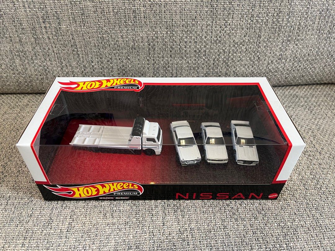 Hotwheels Hot Wheels Premium Nissan Skyline 2000GT R Box Set 日產 戰神 GTR LBWK C210 HT 2000GT X 卡車
