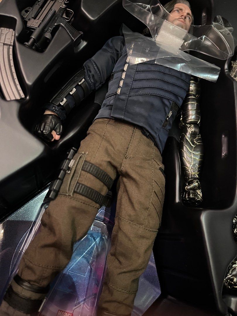 Hottoys Bucky Barnes Mms Hot Toys Carousell