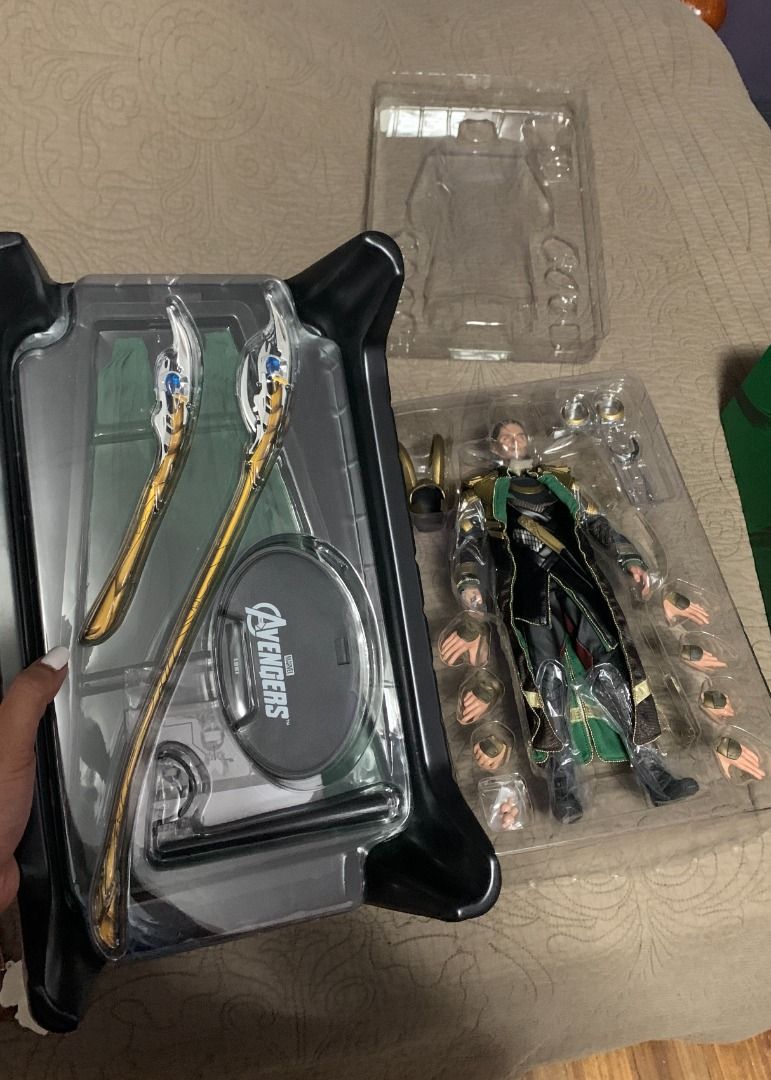 Hot Toys Loki Avengers Mms Scale Figure Marvel Hobbies Toys Toys Games On Carousell