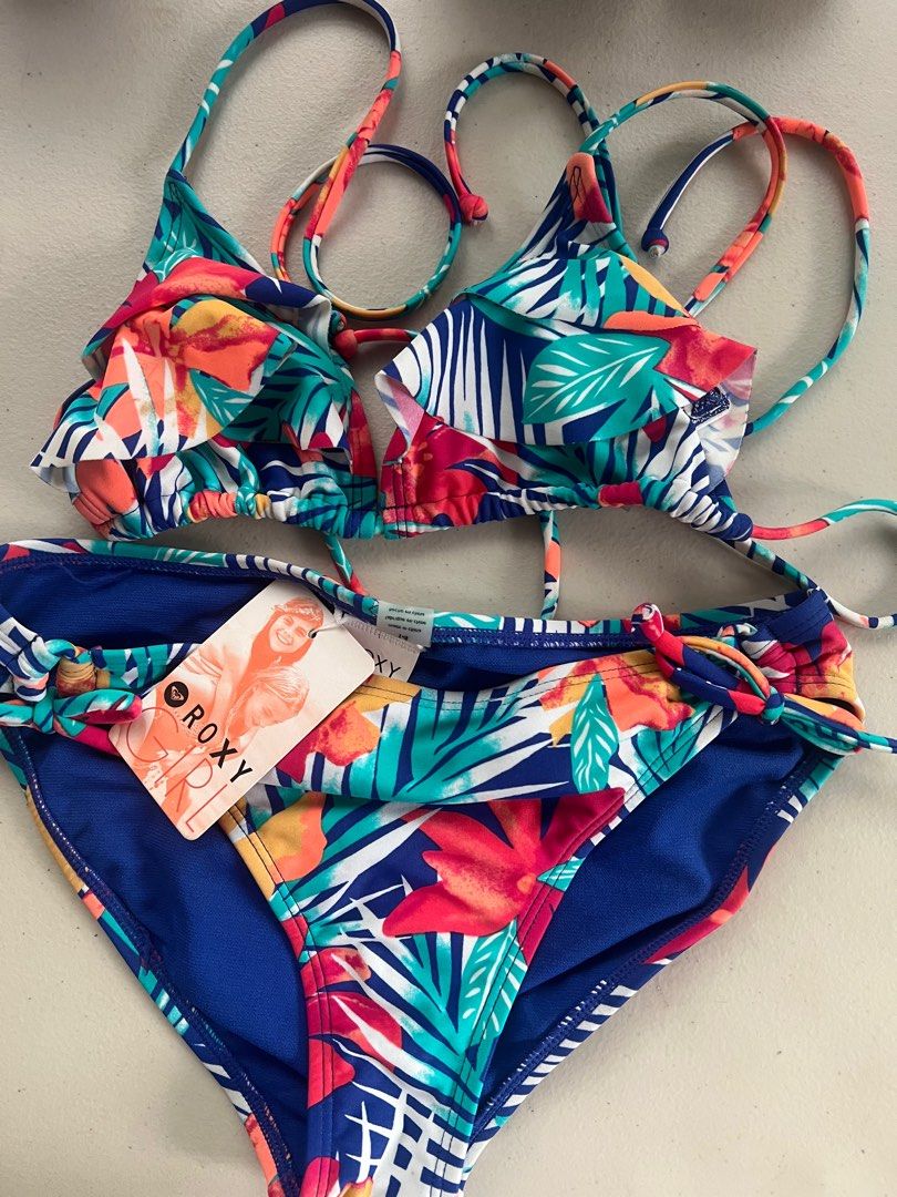 Roxy Bikini Set Women S Fashion Swimwear Bikinis Swimsuits On
