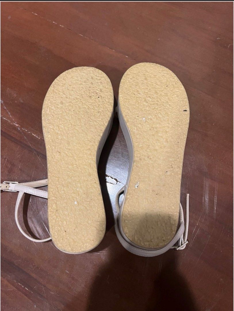 Hue Nude Platform Sandals Women S Fashion Footwear Flats Sandals