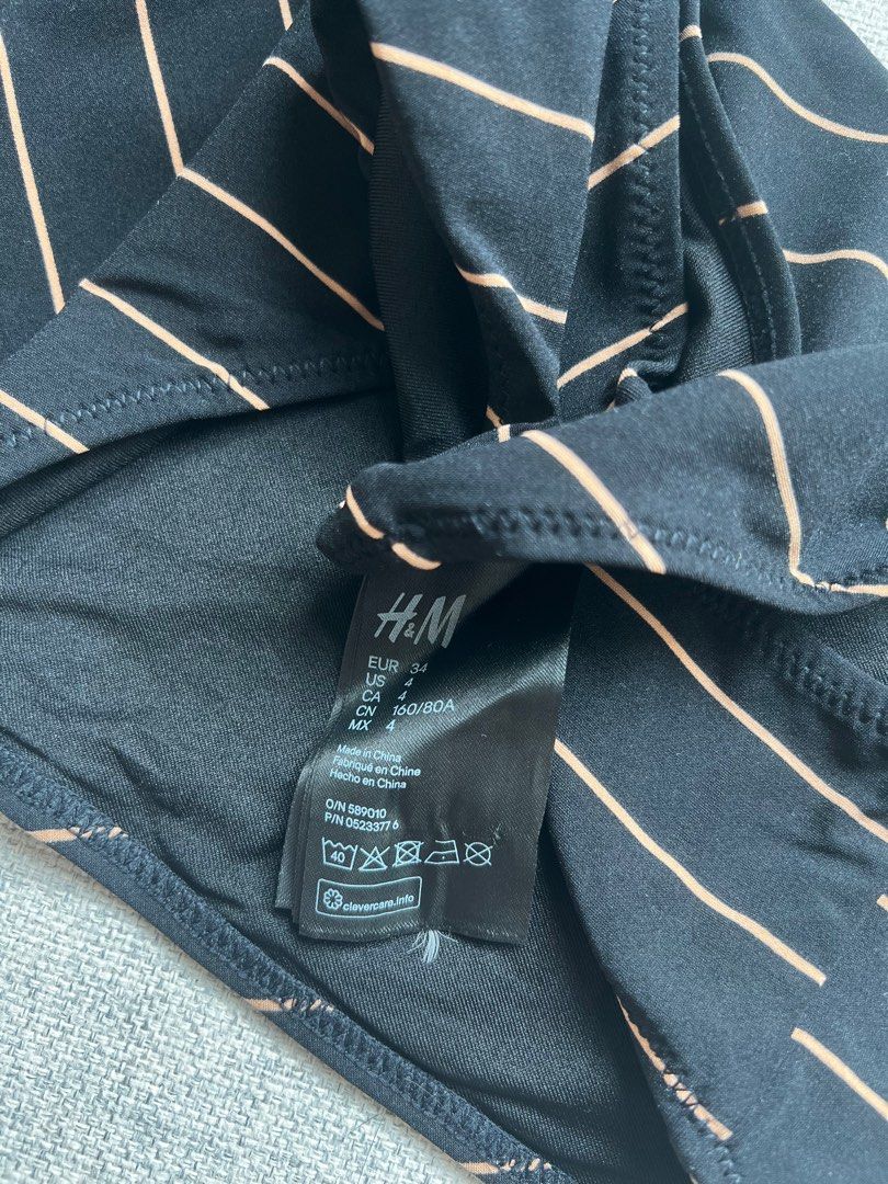 H M Cut Out One Piece Bikini Women S Fashion Swimwear Bikinis Swimsuits On Carousell