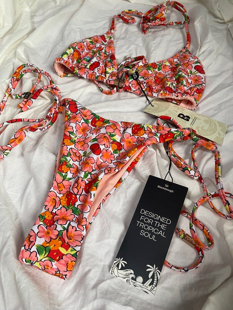 Blackbough Swim Bikini Set Women S Fashion Swimwear Bikinis Swimsuits On Carousell