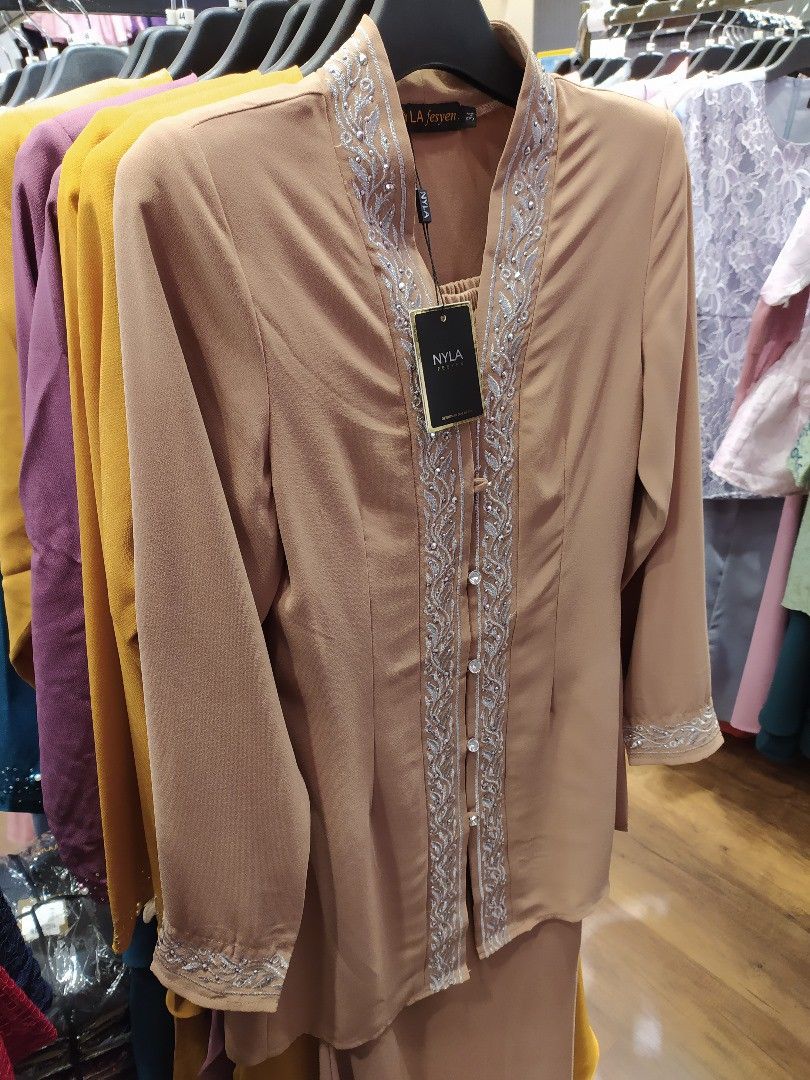 Nude Kebaya Sulam Women S Fashion Muslimah Fashion Baju Kurung
