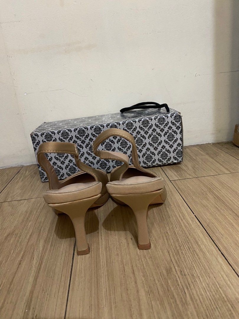 Parisian Nude Sling Back Heels Women S Fashion Footwear Flats