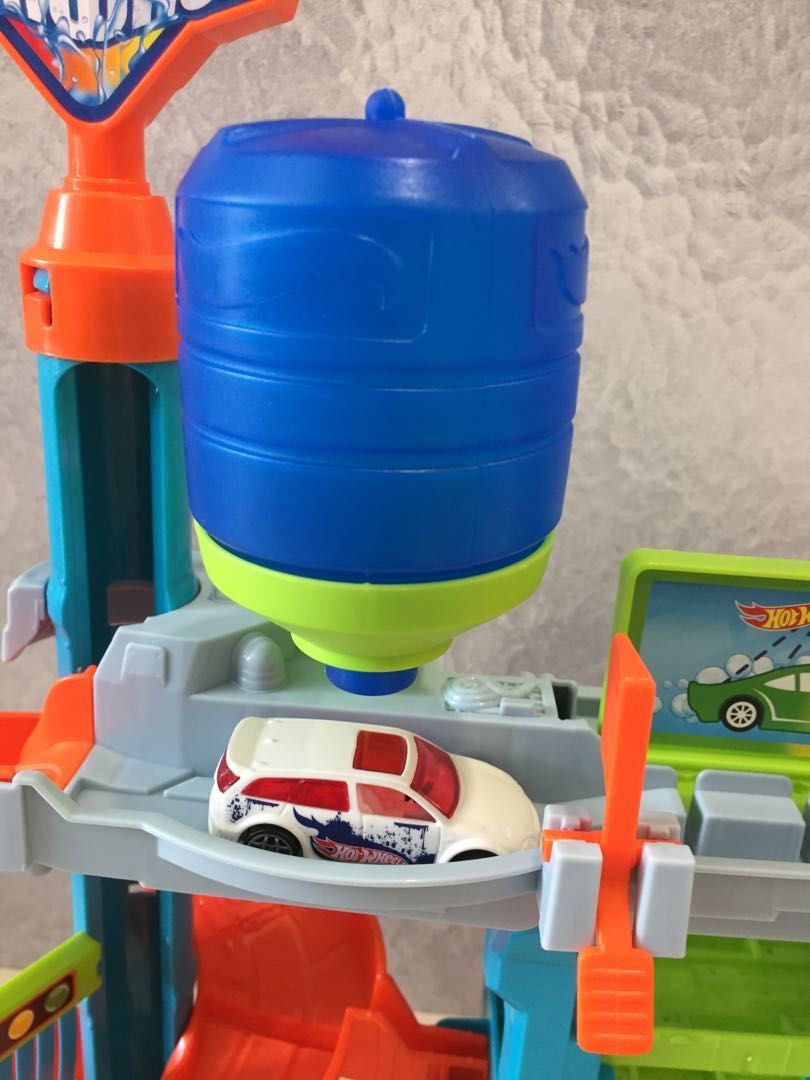 Hot Wheels Mega Tower Car Wash Racing Colour Change Action Hobbies Toys Toys Games On