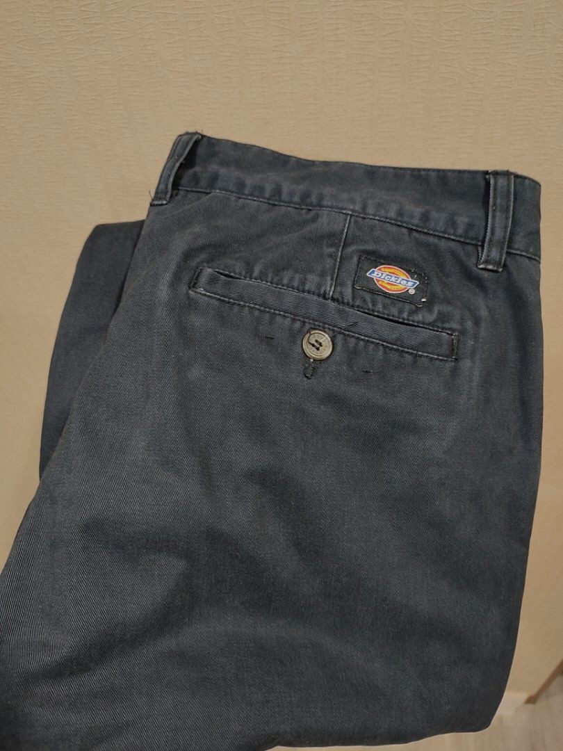 Dickies Chinos Men S Fashion Bottoms Chinos On Carousell