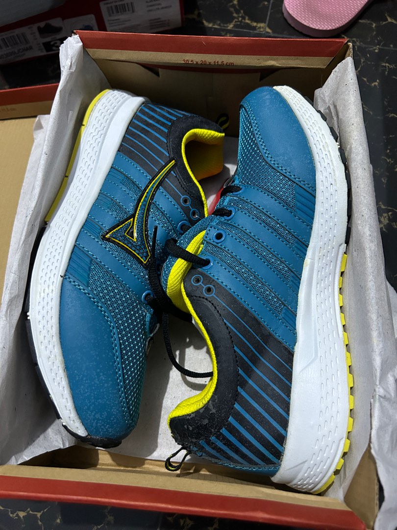 Sepatu Ardiles Running Fesyen Pria Sepatu Lainnya Di Carousell