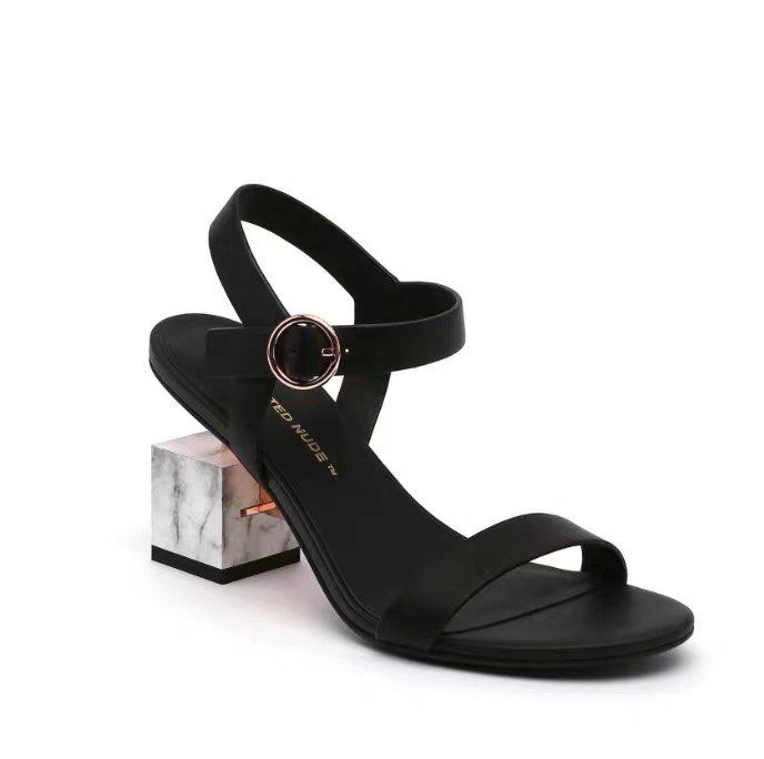 United Nude Cube Sandal Women S Fashion Footwear Sandals On