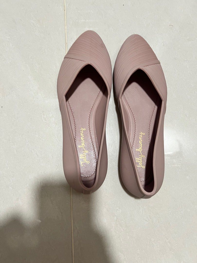 Jelly Bunny Nude Flats Women S Fashion Footwear Flats On Carousell