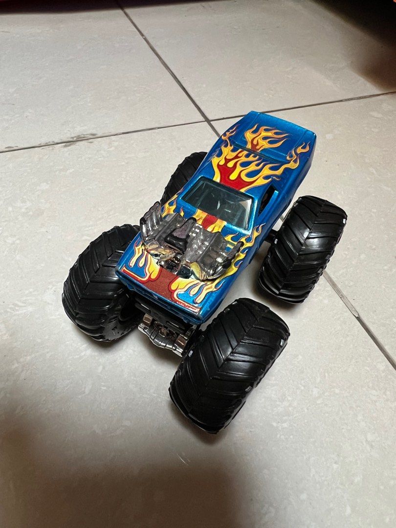 Hot Wheels Monster Truck Toys Collectibles Mainan Di Carousell