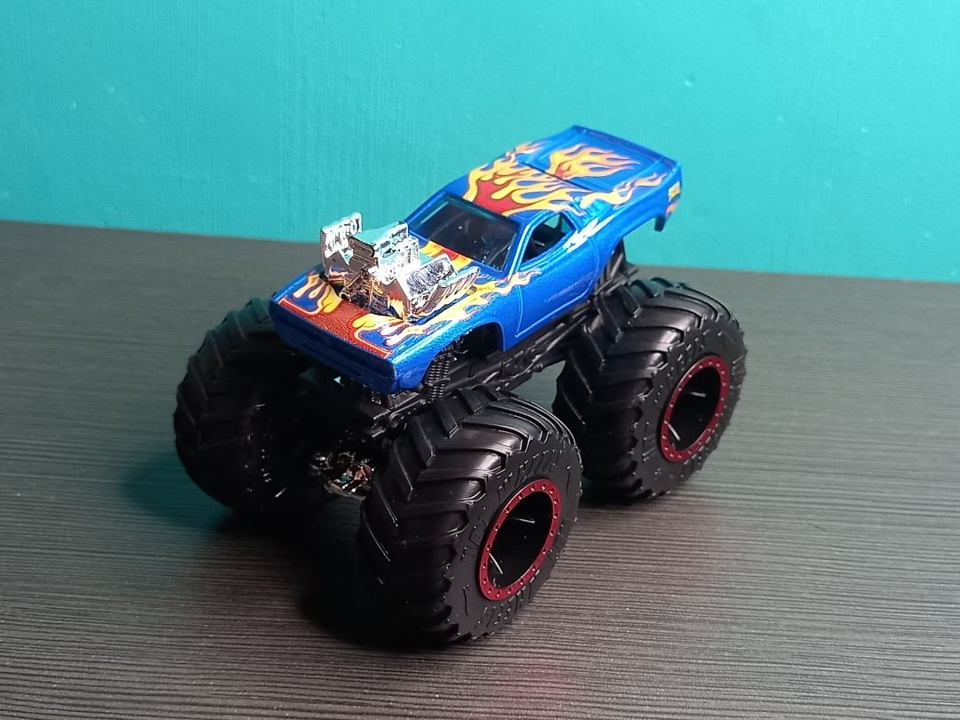 Rodger Dodger Mattel Hot Wheels Monster Trucks Toy Hobbies Toys Toys Games On Carousell