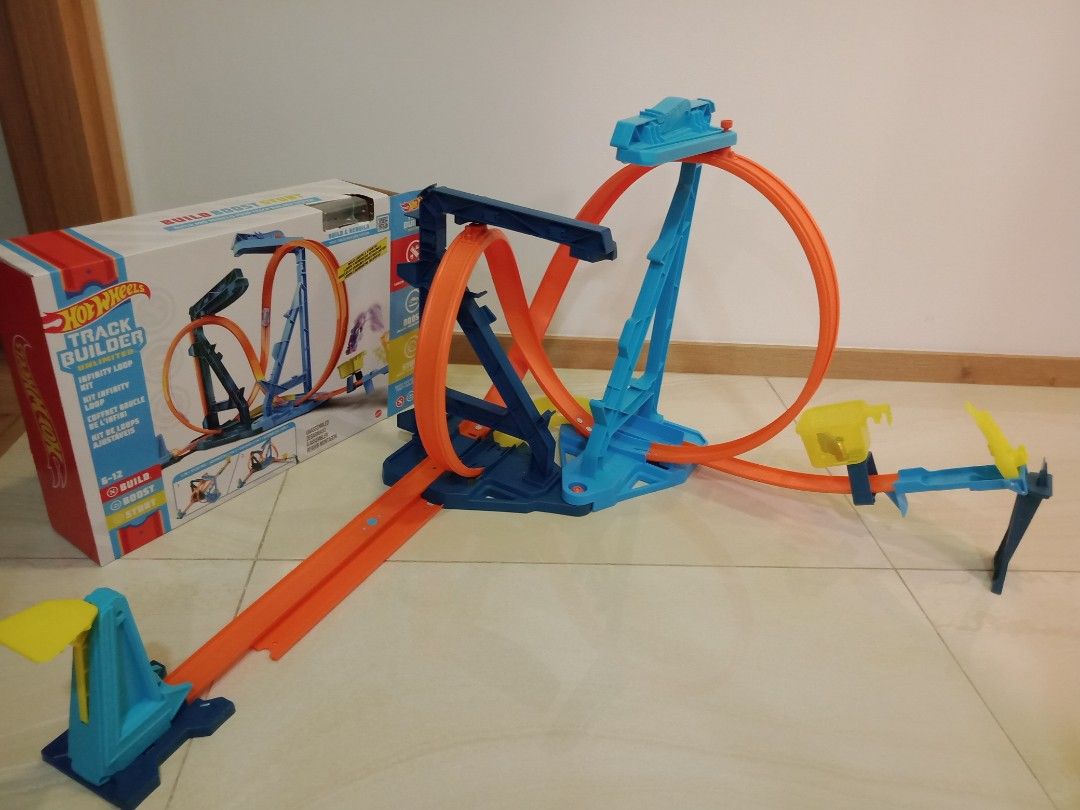 Hot Wheels Track Builder Unlimited Infinity Loop Kit With Adjustable Set Ups Jump That Flips