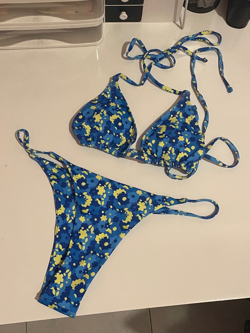 Shein Blue Ditsy Floral Triangle Bikini Small Women S Fashion