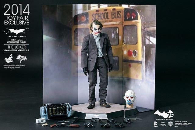 旺角店鋪全新 Hot Toys hottoys MMS 搶匪版 小丑 The Joker Bank Robber Version 興趣及遊戲 玩具 遊戲類