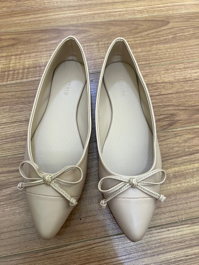 Aztrid Nude Flats Women S Fashion Footwear Flats Sandals On Carousell