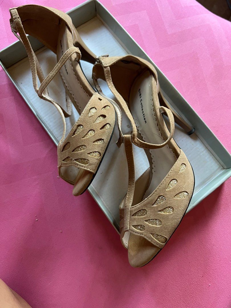Gibi Nude Heels Women S Fashion Footwear Heels On Carousell