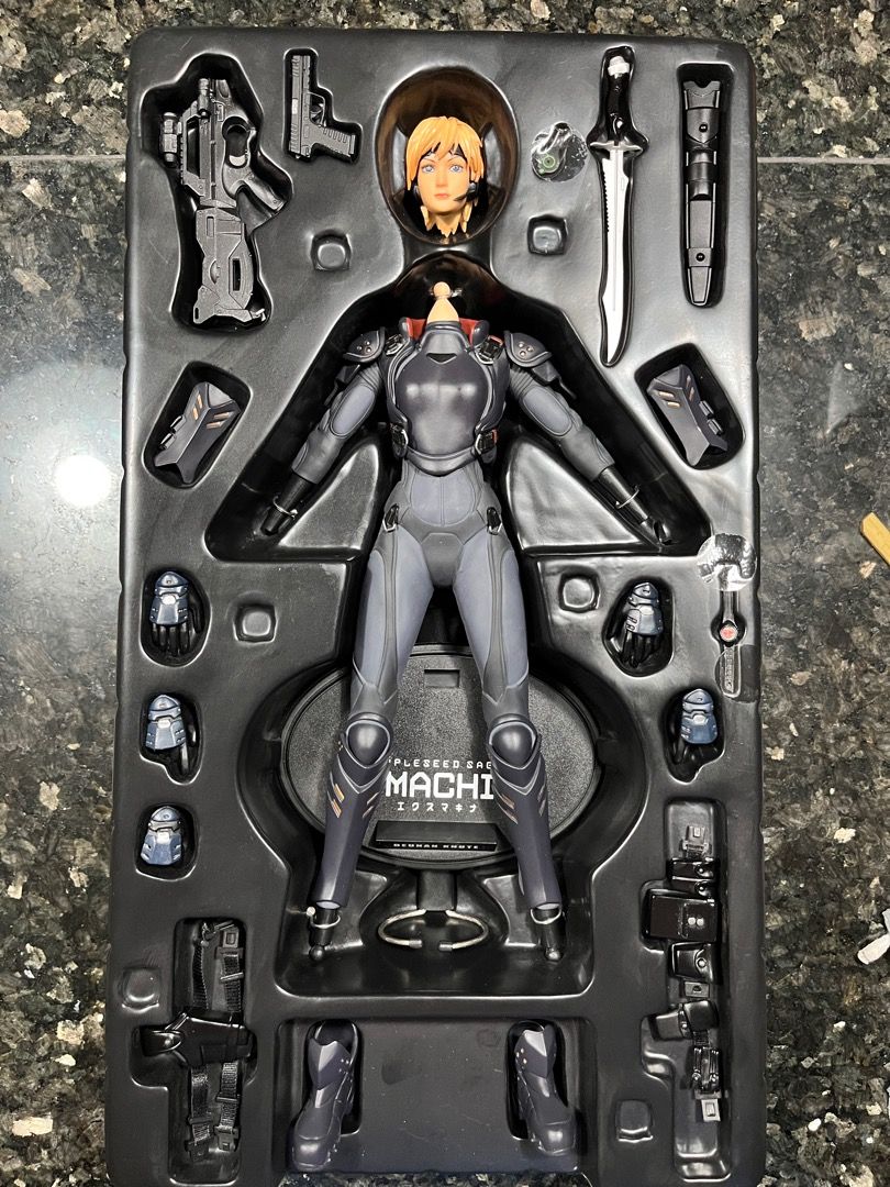 Hot Toys Appleseed Saga Ex Machina Briareos Hecatonchires Figure And Deunan Knute Set