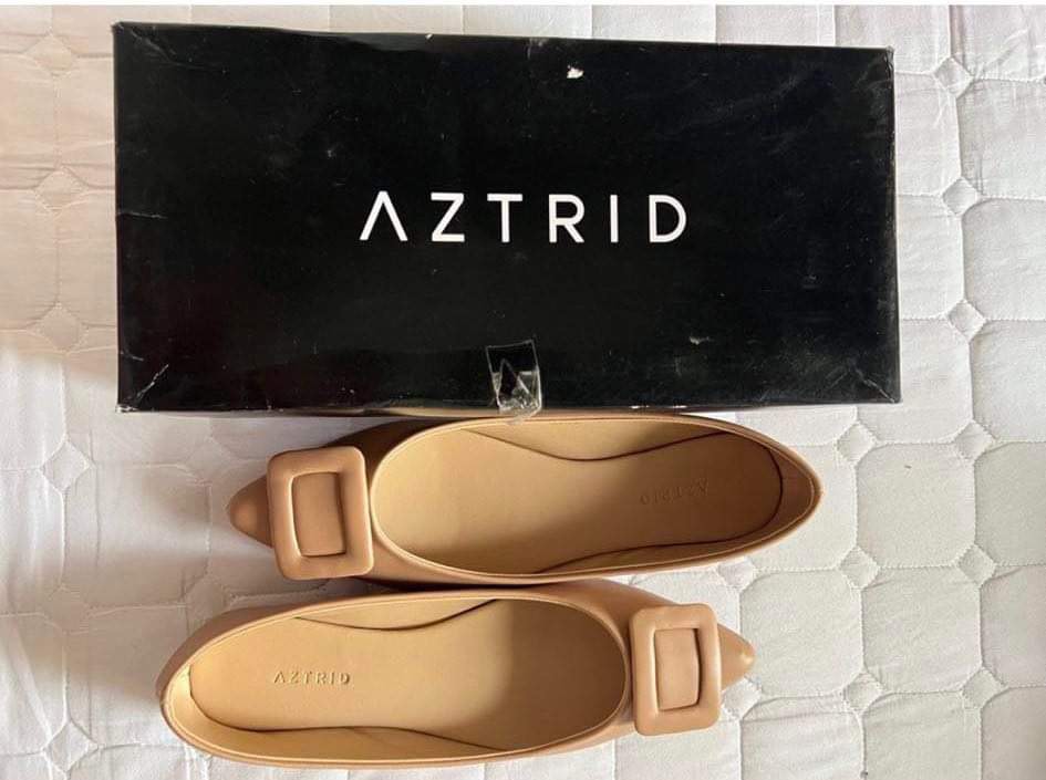 Aztrid Nude Flats Women S Fashion Footwear Flats Sandals On Carousell