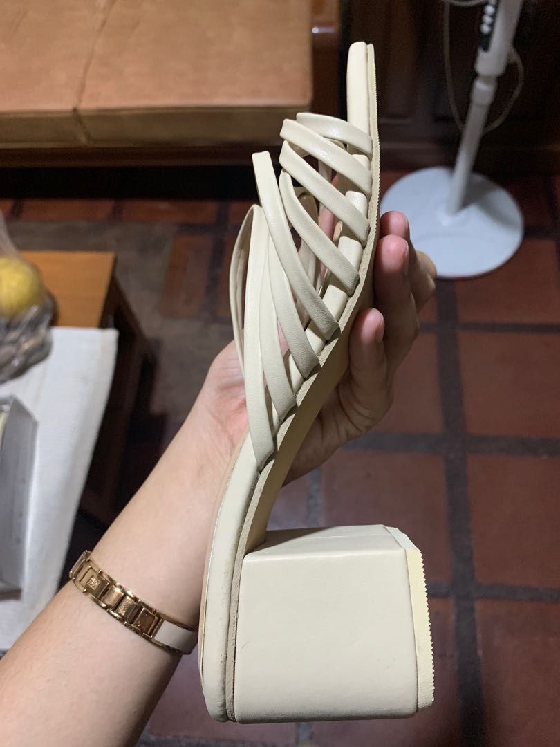 Criza Emma Nude Block Heels Women S Fashion Footwear Heels On Carousell