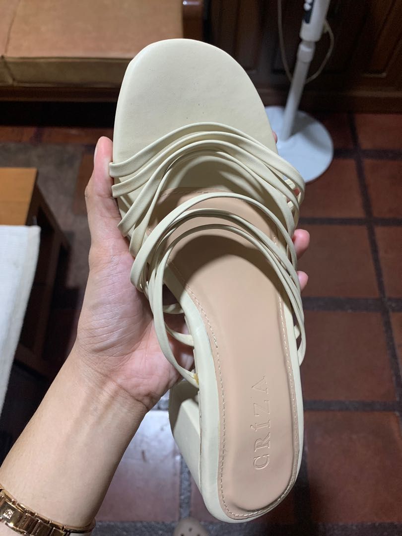 Criza Emma Nude Block Heels Women S Fashion Footwear Heels On Carousell