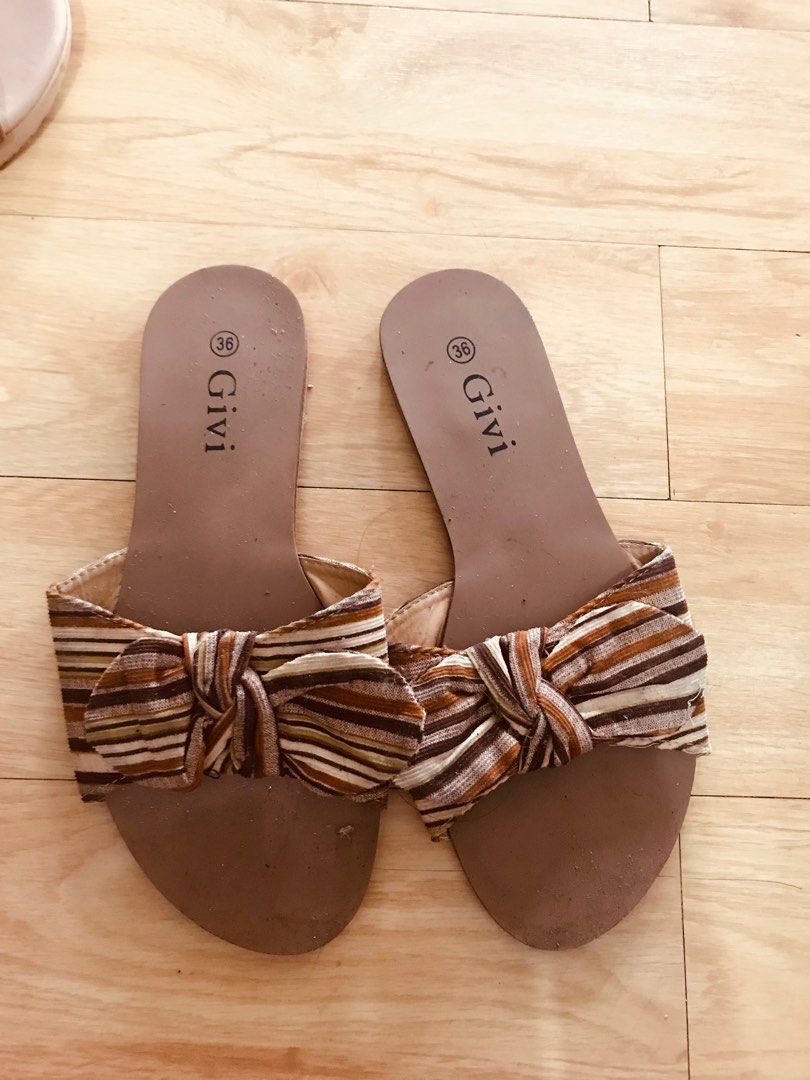 Parisian Nude Sandals With Free Women S Fashion Footwear Sandals On